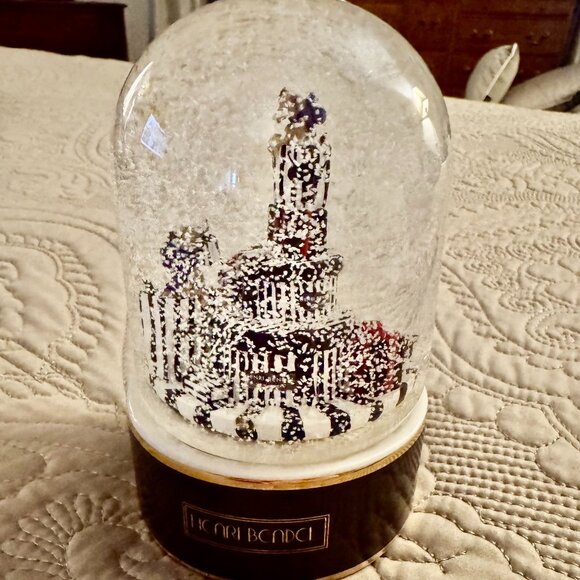 henri bendel Puppy Love Snow Globe - Picture 2 of 3